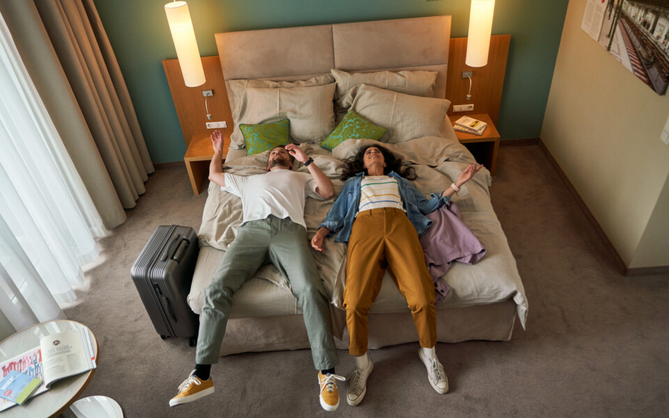 Großzügige Doppelzimmer im 4* Stadthotel Henriette, Ihrer Unterkunft am Donauradweg in Wien.