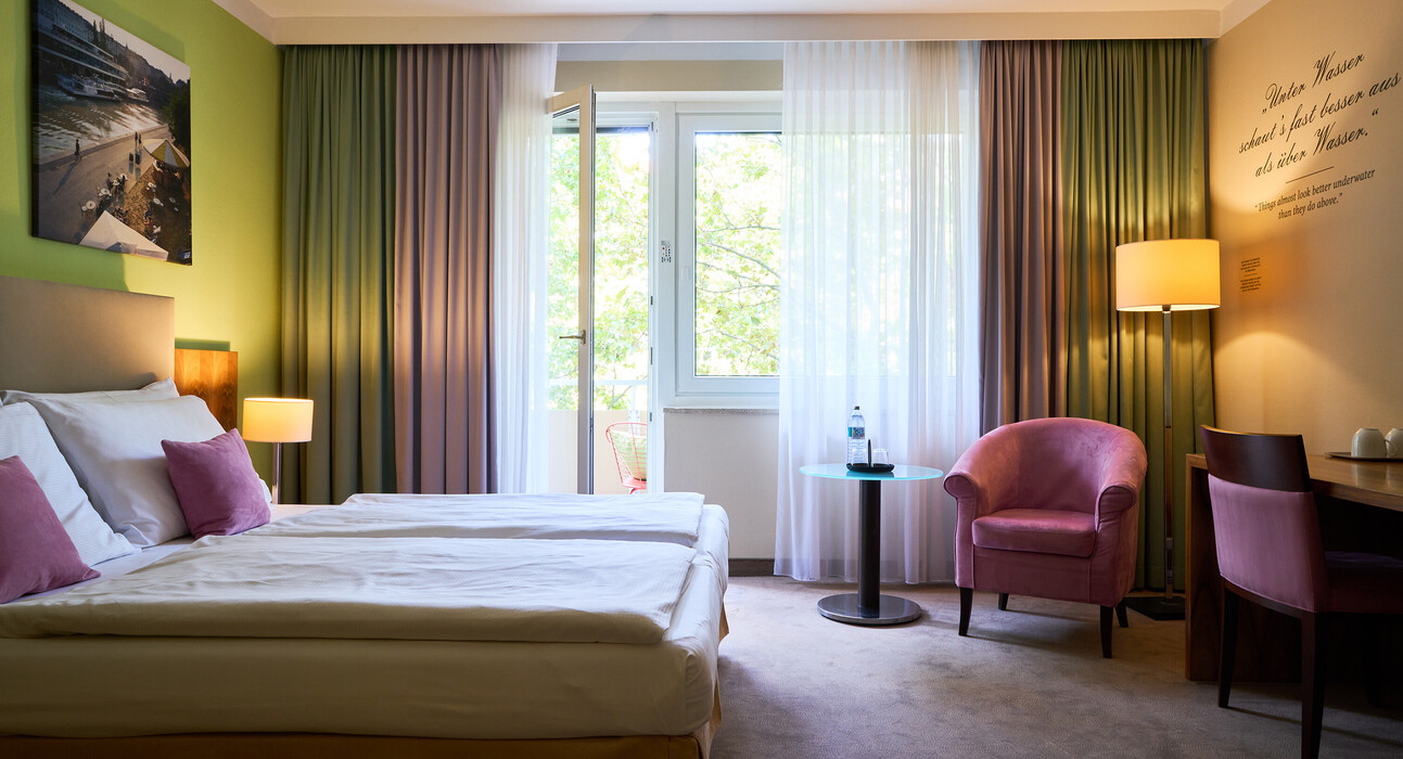 Double room with balcony at the Hotel Henriette in the centre of Vienna.