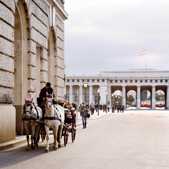 2 women strolling through the 2nd district in Vienna.