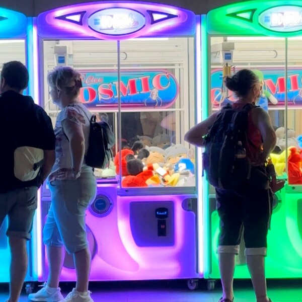 Neonlichter im Wiener Prater