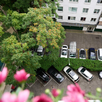 Blick auf den Parkplatz des Henriette Stadthotel im Zentrum von Wien.