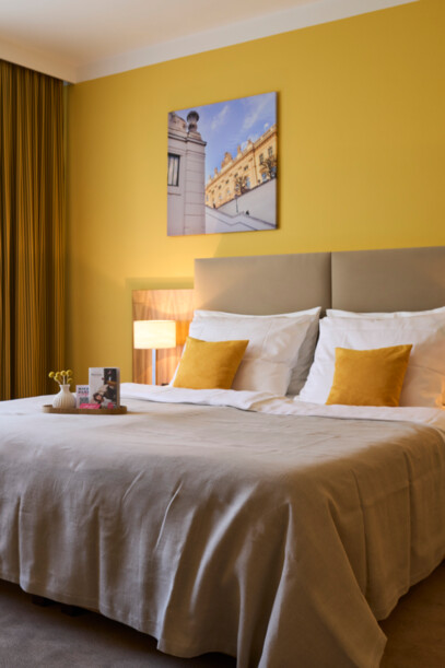 Zimmer mit Doppelbett im Stadthotel Henriette in Wien