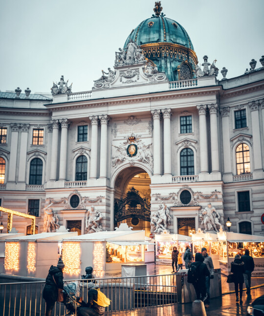 Christmas market at the Hofburg on Michaelerplatz in the Vienna city centre.