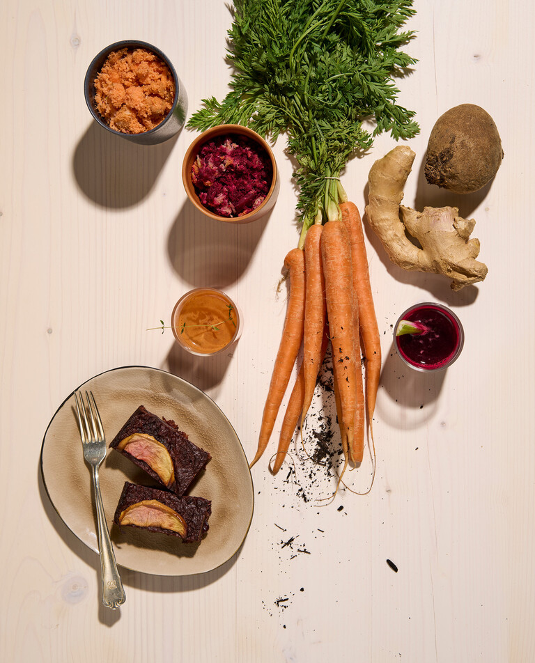 Regional fruit, juices and homemade cake at the Hotel Henriette, Vienna.