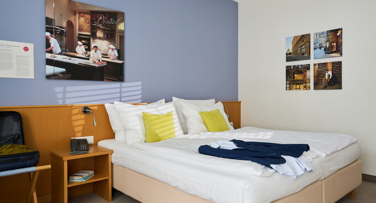 Superior Double Room at the Henriette Stadthotel in the heart of Vienna.