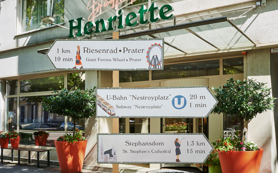 Go from the centrally-located 4-star Hotel Henriette on Praterstrasse right into the heart of Vienna