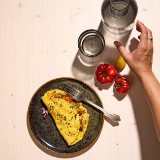 Frühstück mit Omelett in der 4* Unterkunft am Donaurad - Henriette Stadthotel in Wien.