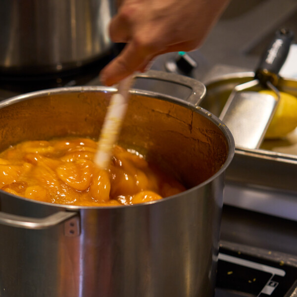 Marmeladekochen im Hotel Henriette, Wien