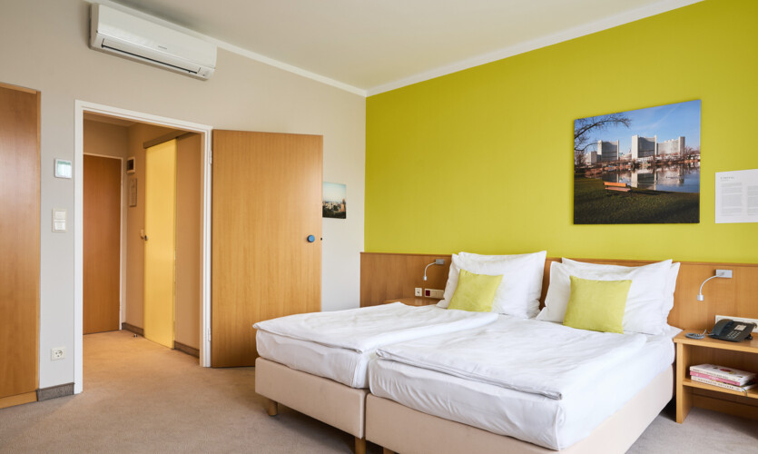 Individuell eingerichtetes Doppelzimmer nahe dem Zentrum in Wien im 4* Hotel Henriette.